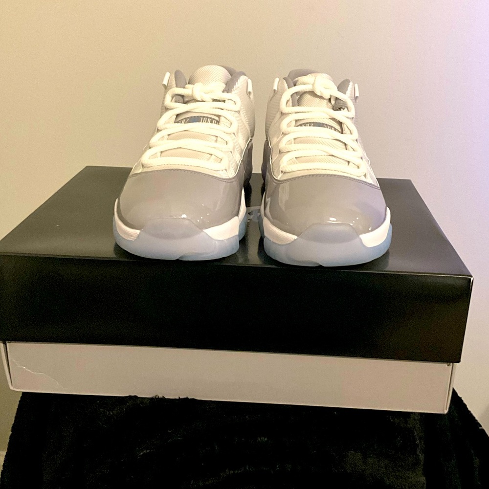 Brand new!!!!  Air Jordan 11 Retro Low Size Men 10.5